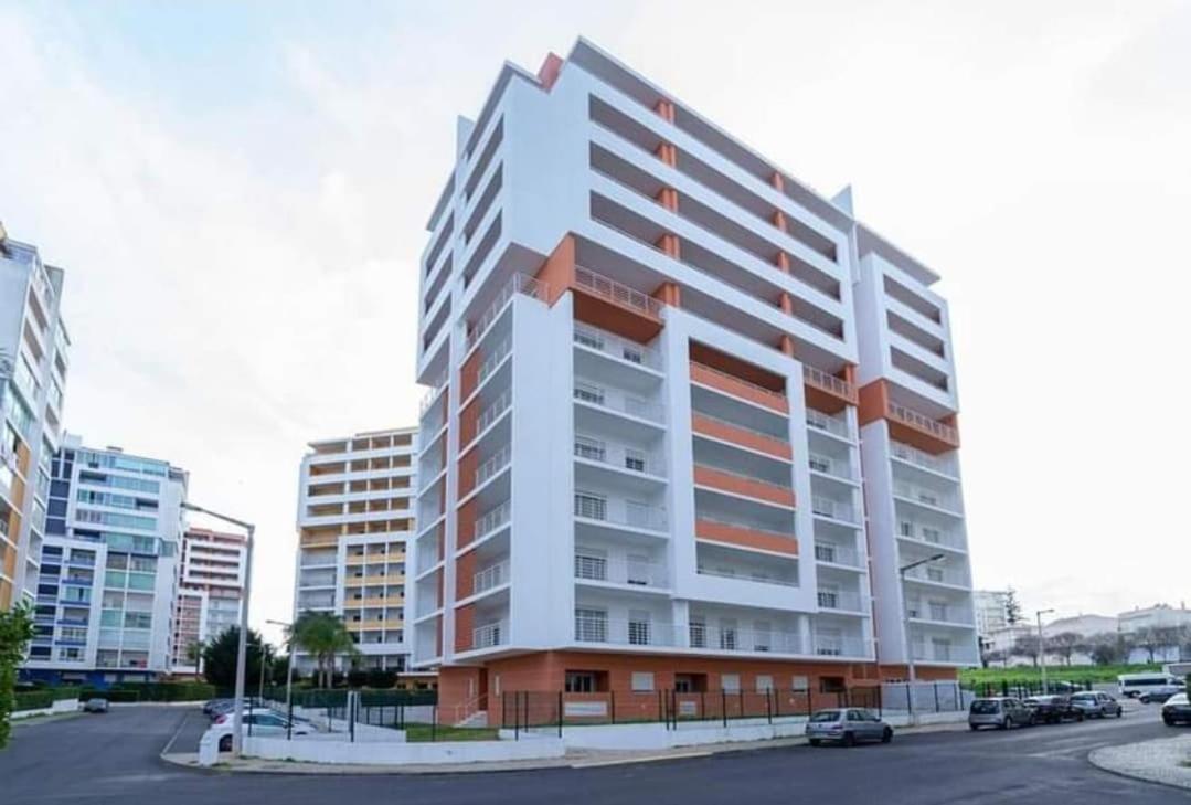 Comfortable Apartment Lumina - Central Portimão Buitenkant foto